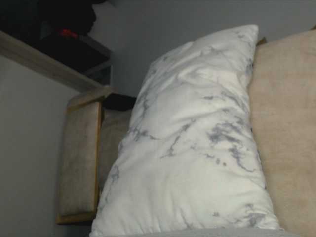 trissabenson live cam on BongaCams