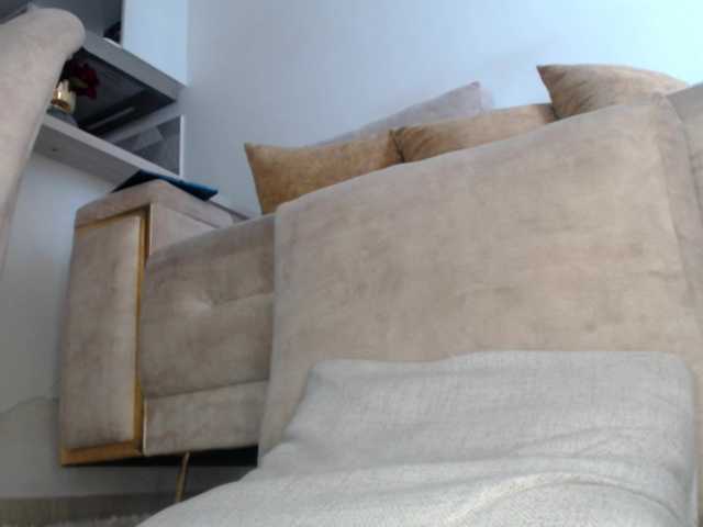 Trissabenson — live female cam