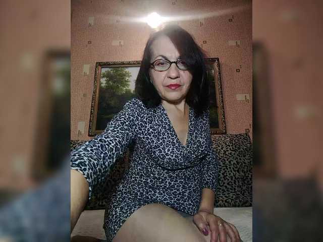 le modèle MARGO53 est en webcam porno dans un show sur le site bongacams, il possède les tags suivants: White/Caucasian,Brunette,Trimmed