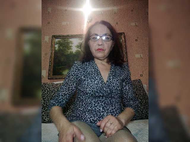 le modèle MARGO53 est en webcam porno dans un show sur le site bongacams, il possède les tags suivants: White/Caucasian,Brunette,Trimmed