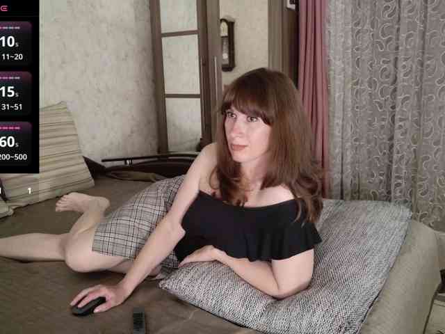 -Leela- webcam