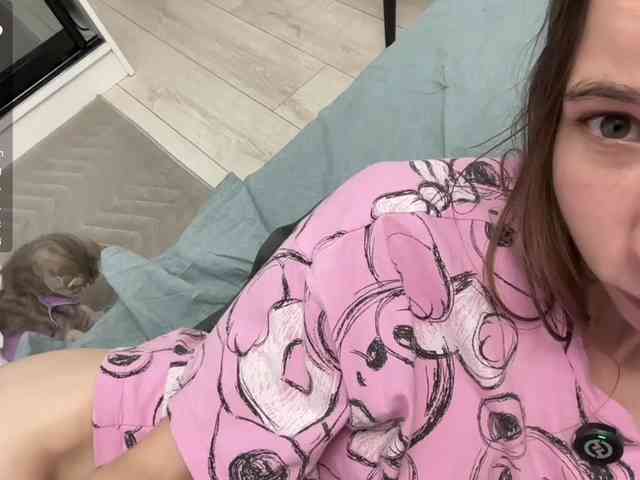 tinykisa's live room