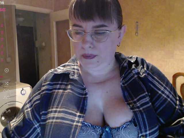 Fox23's BongaCams show and profile