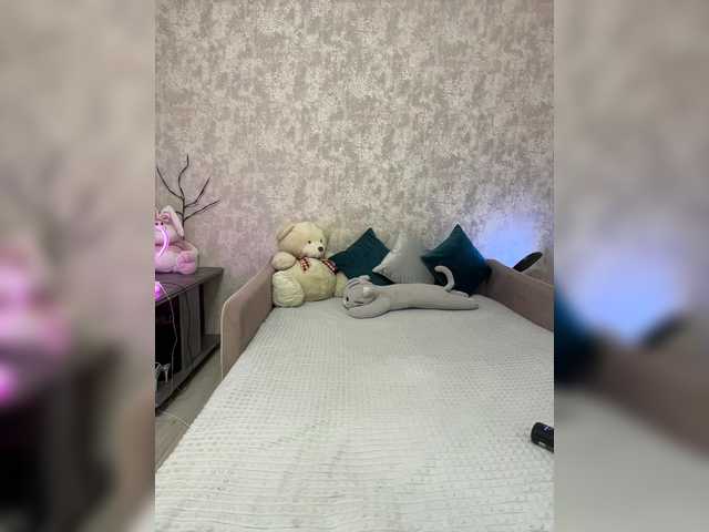 SeXXyMagic's BongaCams show and profile