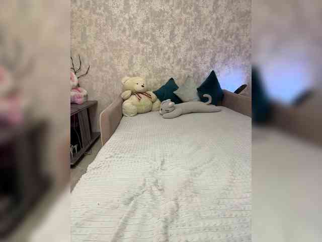 Эта модель сейчас онлайн. SeXXyMagic