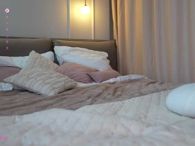 elisonni live cam on BongaCams