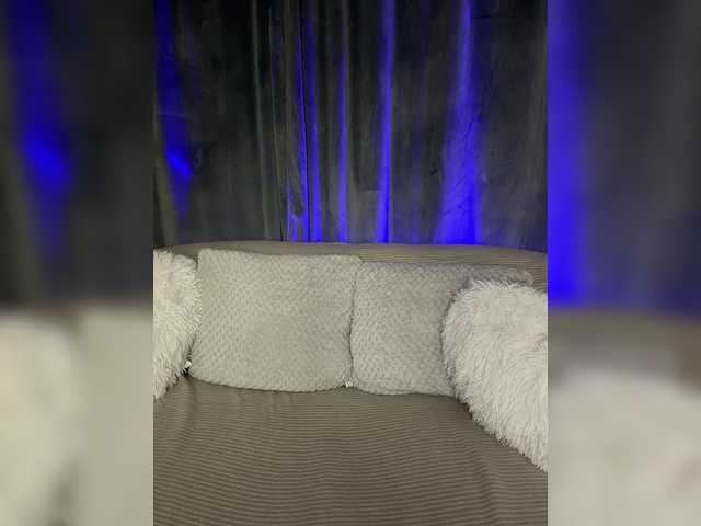 _EUPHORIAA_ live cam preview
