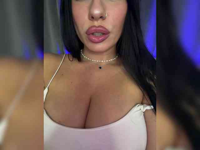 _EUPHORIAA_ webcam