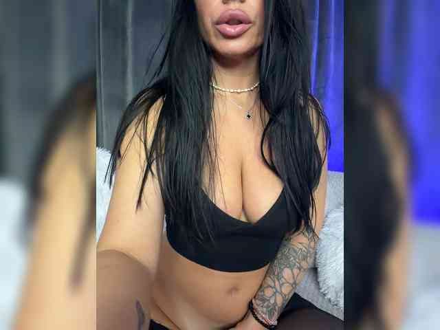 Model: _EUPHORIAA_