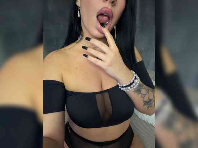 Model: _EUPHORIAA_