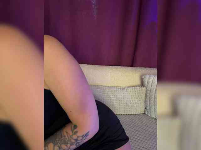 _EUPHORIAA_ webcam