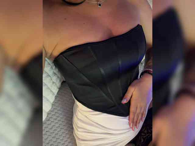_EUPHORIAA_ webcam