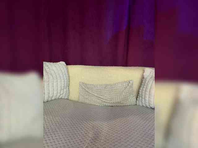 _EUPHORIAA_ webcam