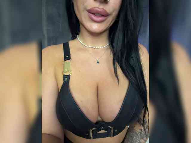 _EUPHORIAA_ webcam