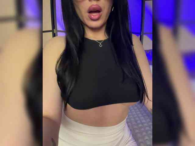 โมเดลนี้กำลังถ่ายทอดสดอยู่. missJasmine07