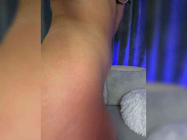 _EUPHORIAA_ webcam