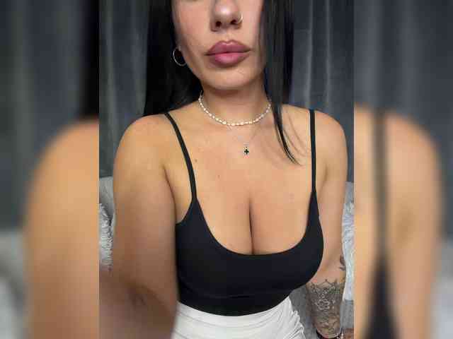 _EUPHORIAA_ webcam