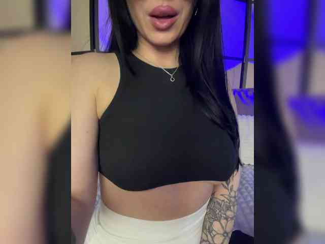 Bu model şu anda canlı. missJasmine07