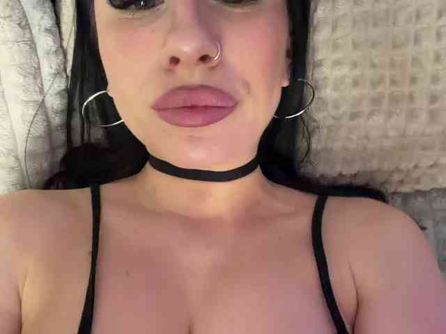 _EUPHORIAA_ webcam
