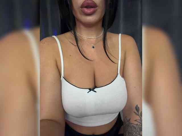_EUPHORIAA_ webcam