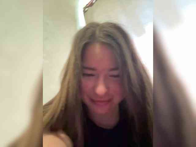 ViollaSweetA webcam