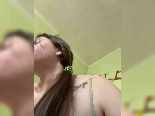 ViollaSweetA webcam