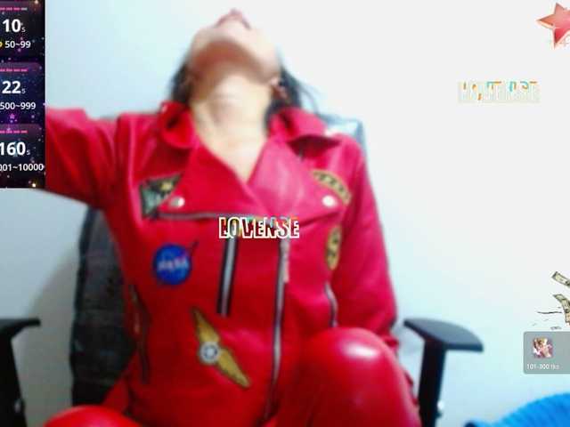 SandyQueen live cam on BongaCams