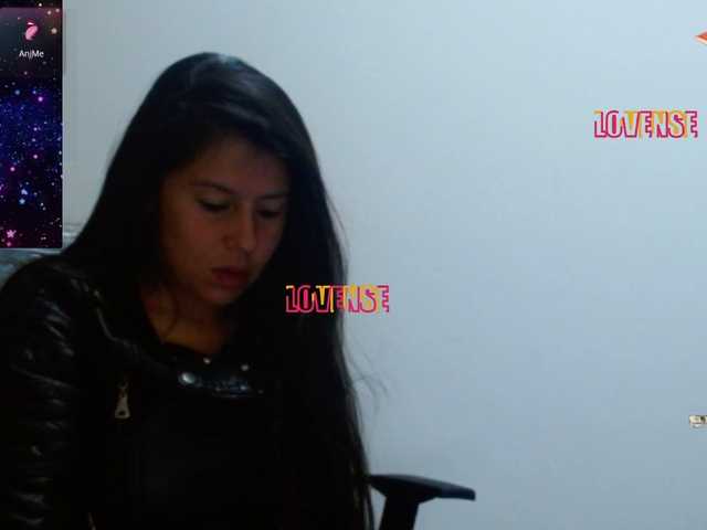 SandyQueen webcam bongacams model stream image