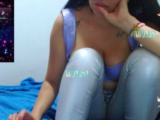 SandyQueen live cam on BongaCams