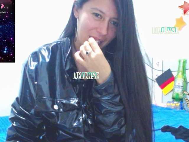 SandyQueen live cam on BongaCams