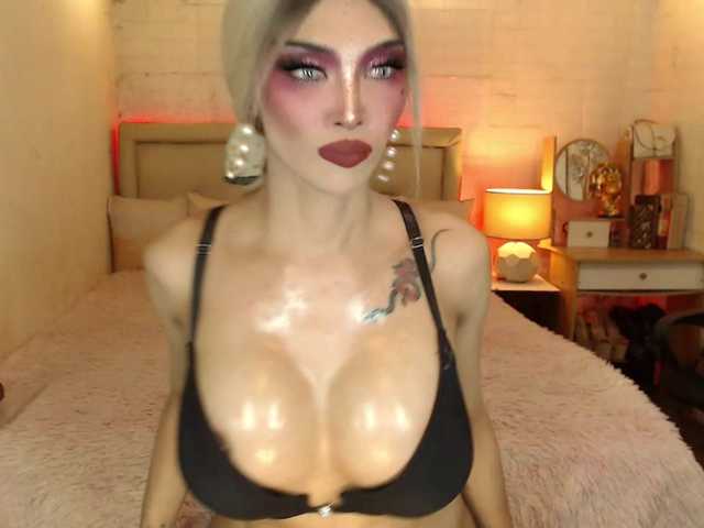 FreakyMaria live webcam show