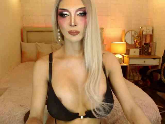 BunnyNikkii Sex Cam Show