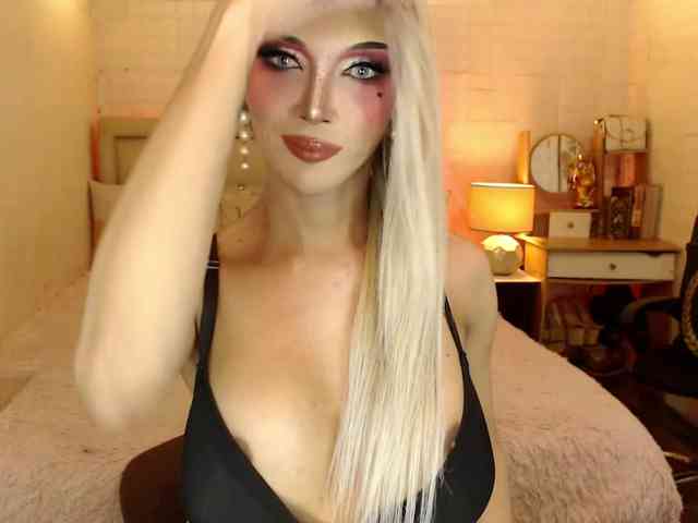 BunnyNikkii Sex Cam Show