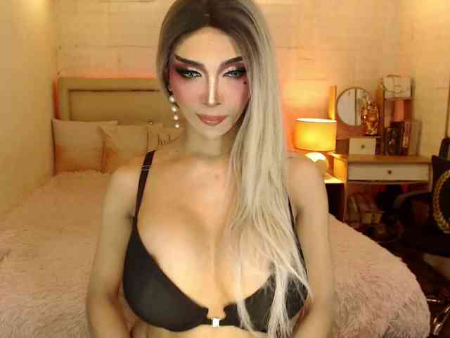 BunnyNikkii Sex Cam Show
