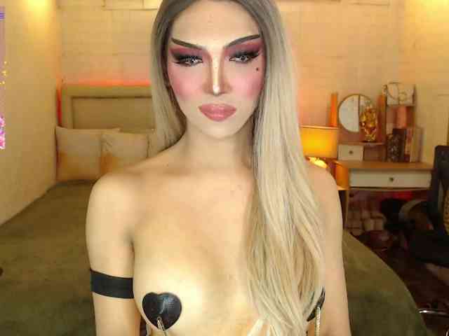 BunnyNikkii Live Webcam on BongaCams