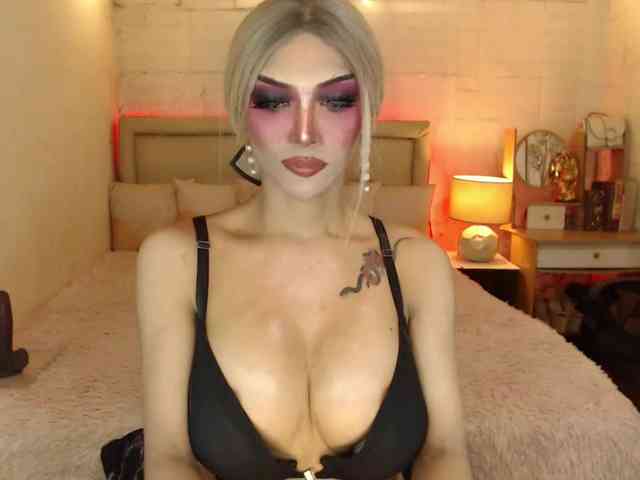 BunnyNikkii Live Webcam on BongaCams