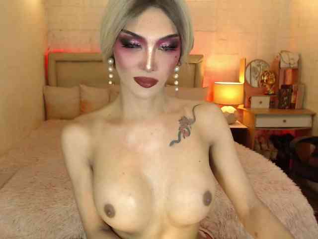 BunnyNikkii Live Webcam on BongaCams