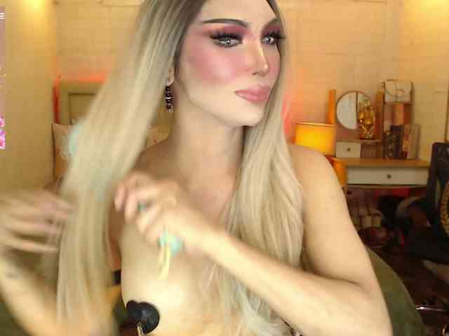 BunnyNikkii Live Webcam on BongaCams