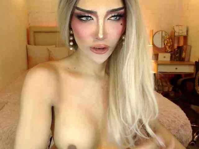 BunnyNikkii Sex Cam Show