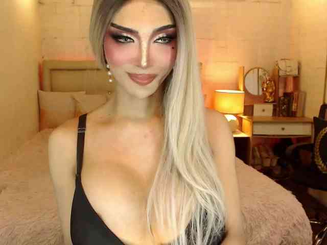 BunnyNikkii Sex Cam Show