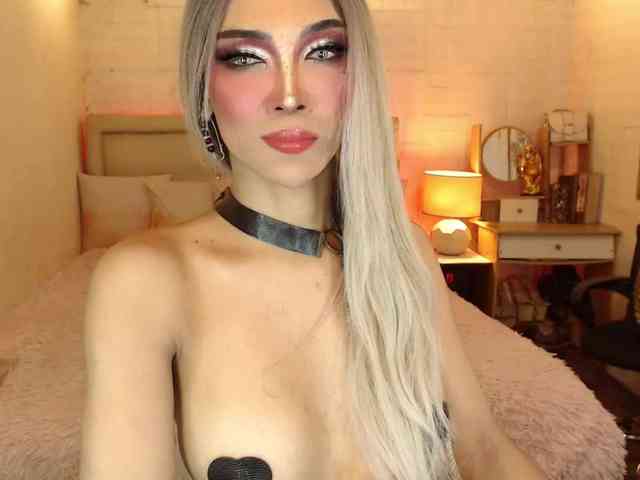 BunnyNikkii Sex Cam Show
