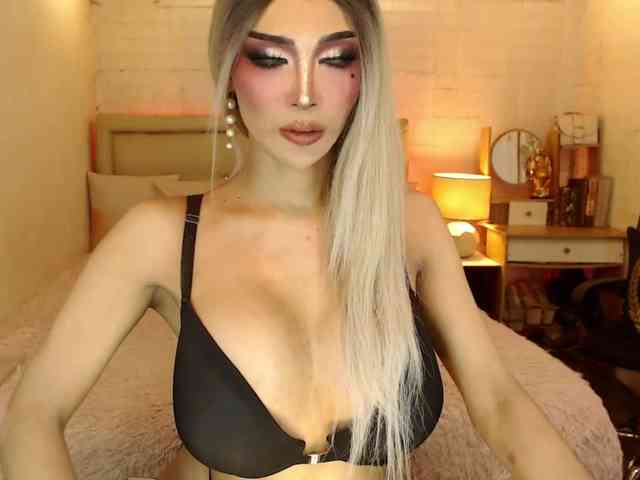 BunnyNikkii Sex Cam Show