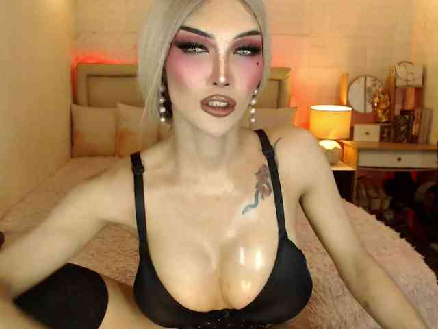 BunnyNikkii Sex Cam Show
