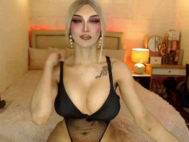 BunnyNikkii Sex Cam Show