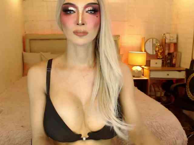 BunnyNikkii Sex Cam Show