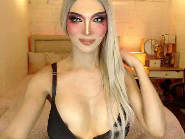 BunnyNikkii Sex Cam Show