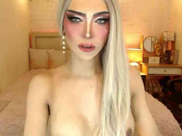 BunnyNikkii Sex Cam Show