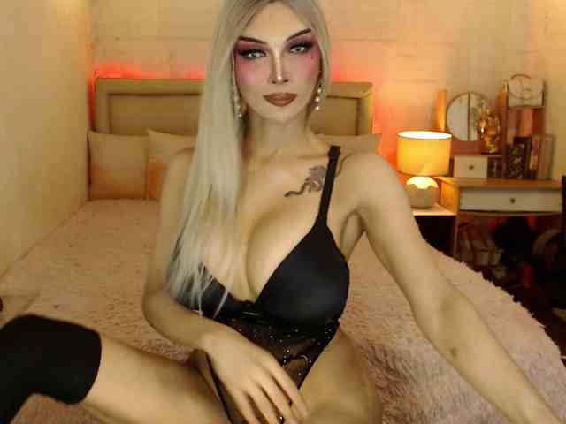 BunnyNikkii Sex Cam Show