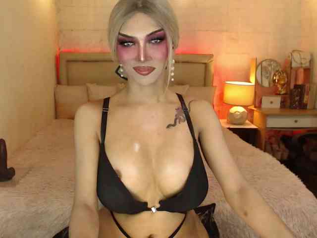 Freakymaria's cam show statistics and live stream