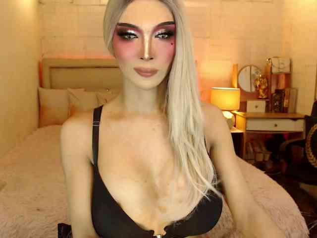 BunnyNikkii Sex Cam Show